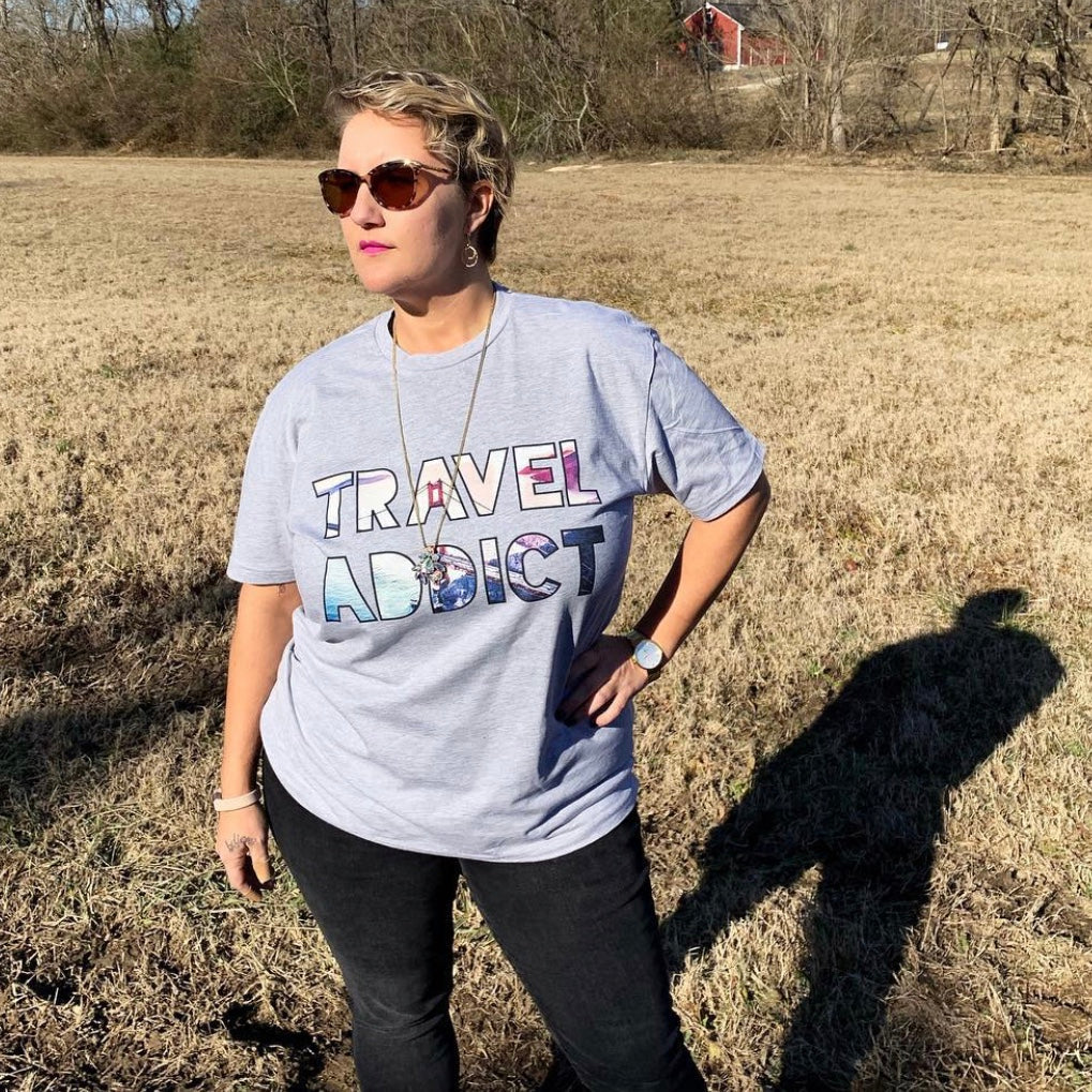 Golden Gate Bridge / SFO / Travel Addict T-Shirt - Travel Suppliers Plus